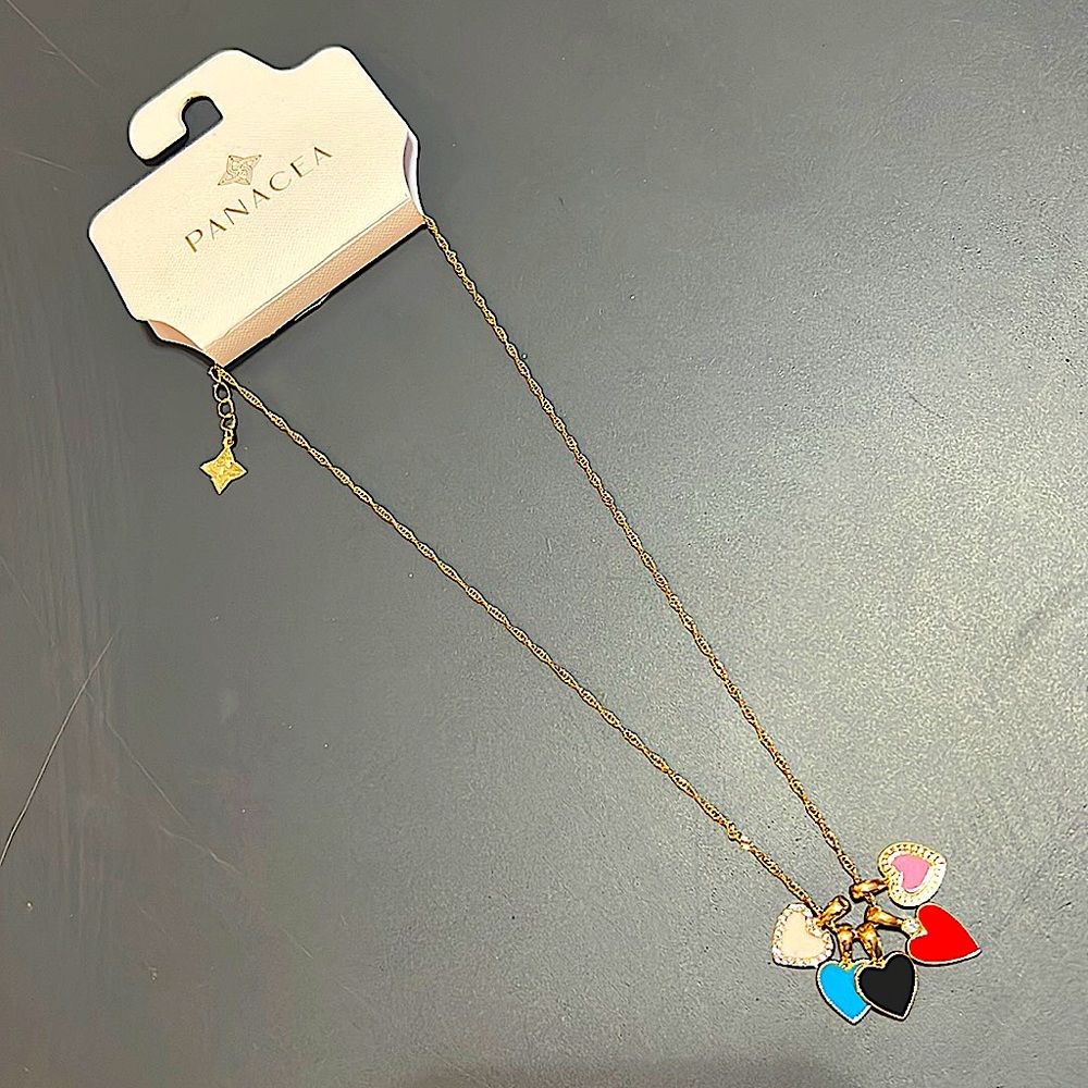 NWT Darling Panacea Gold chain with 5 Heart charms